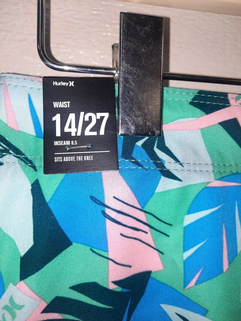 NwT Hurley Multicolor Leaf Print Boys Board Shorts